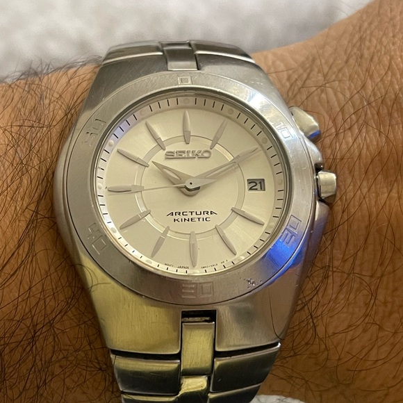 Seiko Arctura Kinetic 5M62 Silver Dial Stainless Steel 43mm Men’s Watch